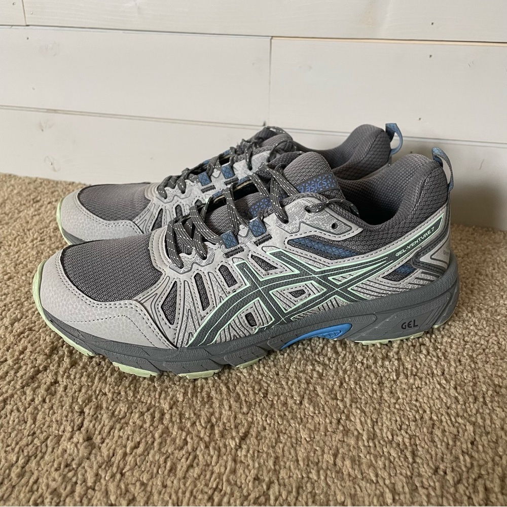ASICS Gel Venture 7 Trail Shoe Women’s 9 Gray and Mint Athletic Sneakers